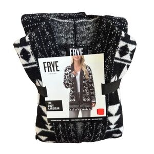 Frye Womens' Southwestern Patterned Jacquard Cardigan Gift Packed